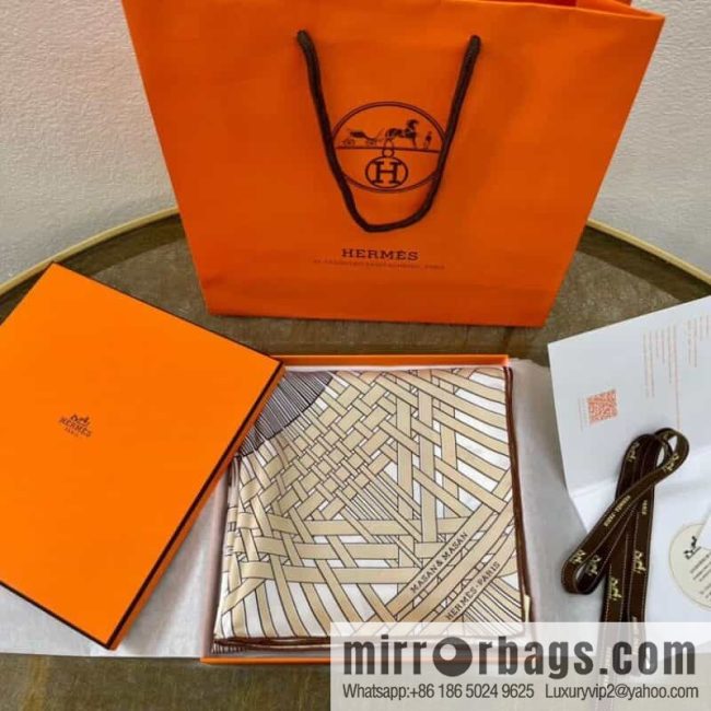 Hermes \"Two Horses Weaving Love\" 100% silk scarf - Image 5