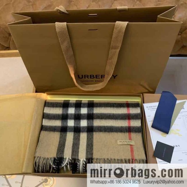 Burberry Burberry Scottish Worsted Cashmere Scarf - Image 4