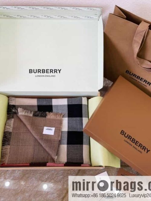 Burberry 100% Cashmere Double Sided Scarf Large Shawl