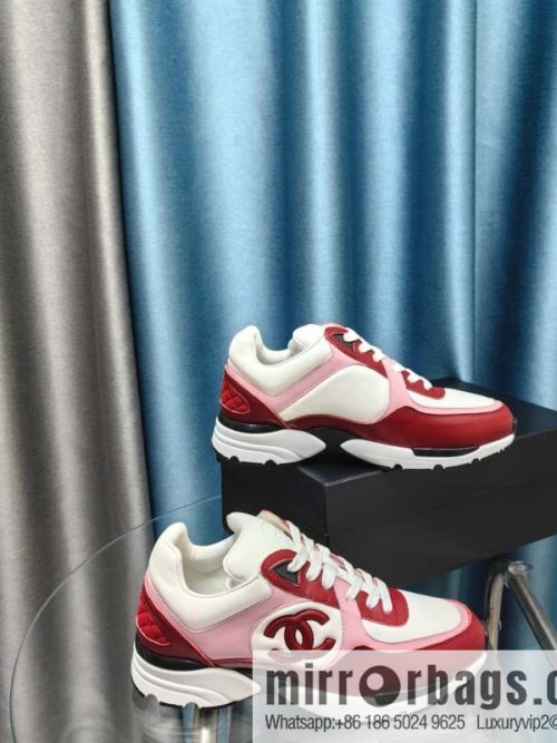 🐰🐰CHANE Xiaoxiang platform panda board shoes sneakers, Chanel 2023ss hot panda shoes 🐼 color scheme platform casual sneakers board shoes