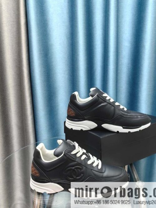 🐰🐰CHANE Xiaoxiang platform panda board shoes sneakers, Chanel 2023ss hot panda shoes 🐼 color scheme platform casual sneakers board shoes