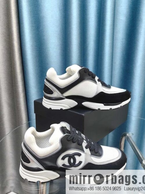 🐰🐰CHANE Xiaoxiang platform panda board shoes sneakers, Chanel 2023ss hot panda shoes 🐼 color scheme platform casual sneakers board shoes