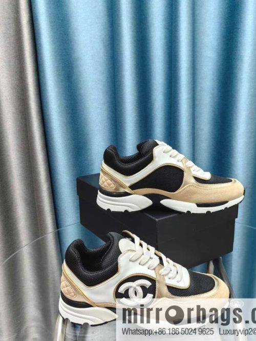 🐰🐰CHANE Xiaoxiang platform panda board shoes sneakers, Chanel 2023ss hot panda shoes 🐼 color scheme platform casual sneakers board shoes