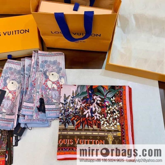 LV Louis Vuitton City Mouse and Country Mouse 100% Silk Scarf M76124 - Image 3