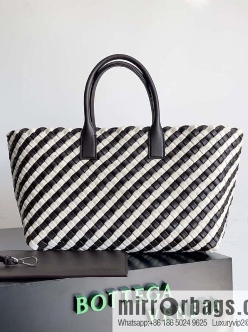 B new Cabat medium shopping bag model number: 755154