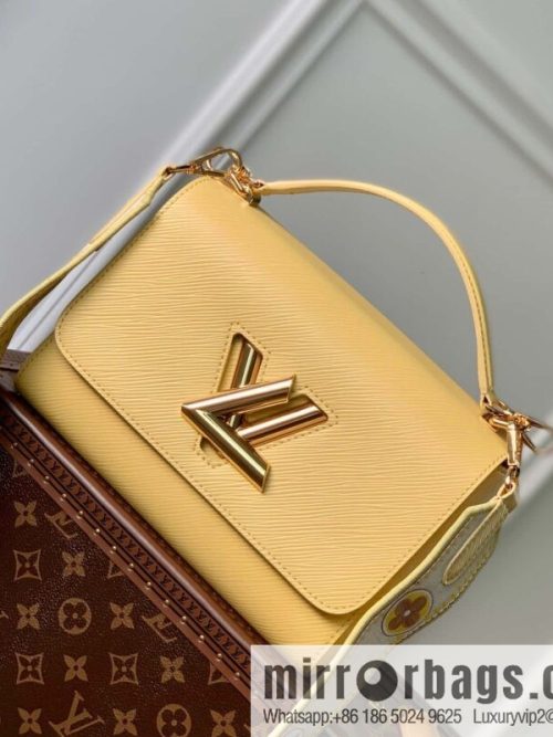 M22038 Yellow (M22036 Black) M22038 Twist Medium Handbag
