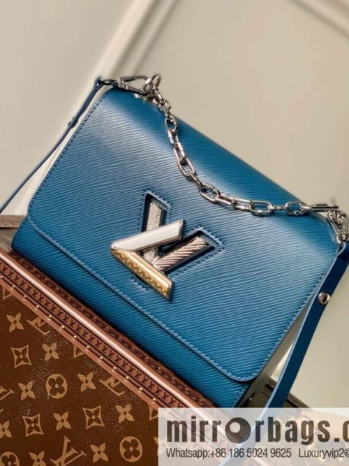 M21032 TWIST medium handbag