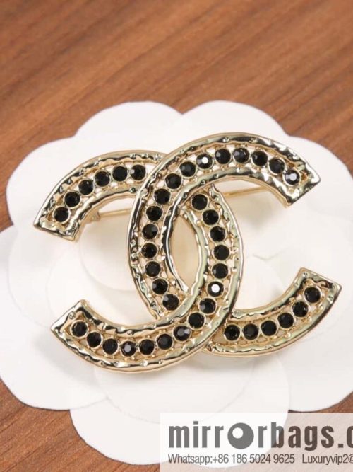 ☀️New ☑️ Chanel Double C Black Diamond Brooch ☀️