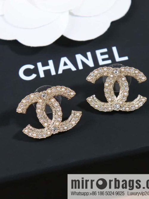 ☀️New ☑️ chanel c1 double c spacer diamond pearl stud earrings ☀️