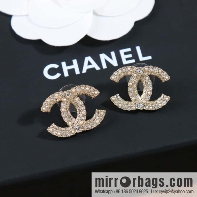 ☀️New ☑️ chanel c1 double c spacer diamond pearl stud earrings ☀️