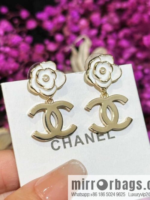 ☀️Original ☀️ new ☑️ chanel c2 double c camellia earrings stud earrings ☀️