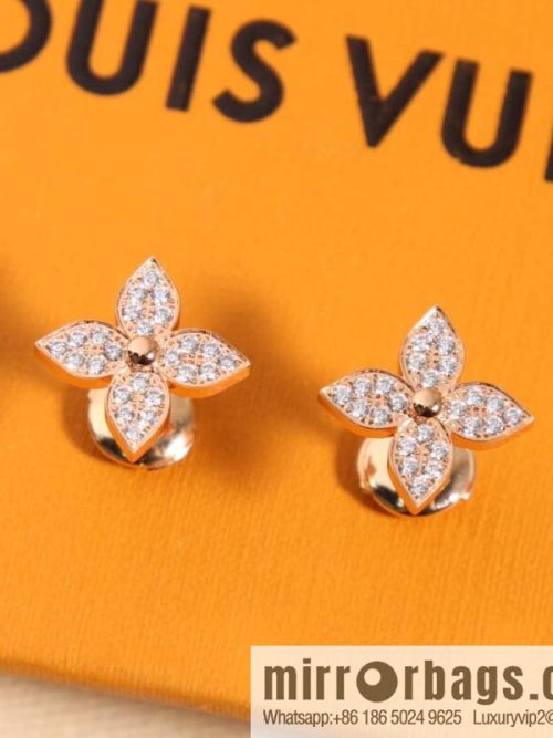 Louis Vuitton Blossom Collection, Four Leaf Clover Earrings