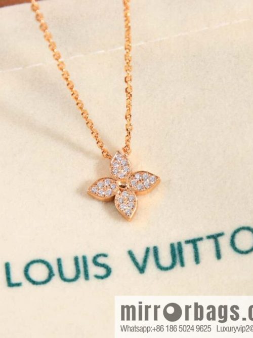 Louis Vuitton Blossom Collection, Four Leaf Clover Necklace