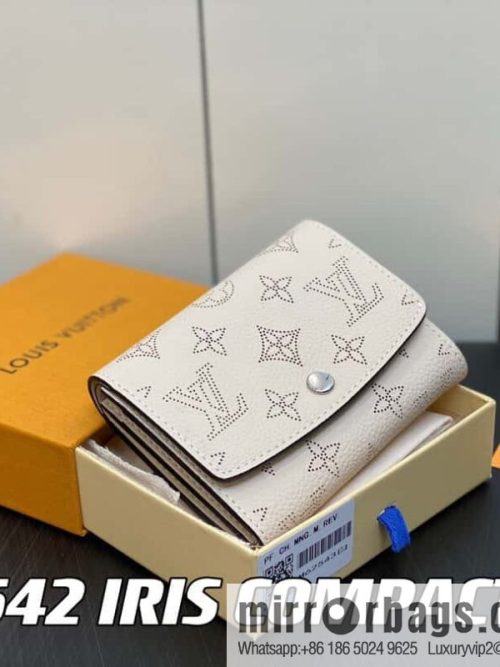 [Original single boutique] M62542 meters white, full leather flip wallet series IRIS COMPACT wallet