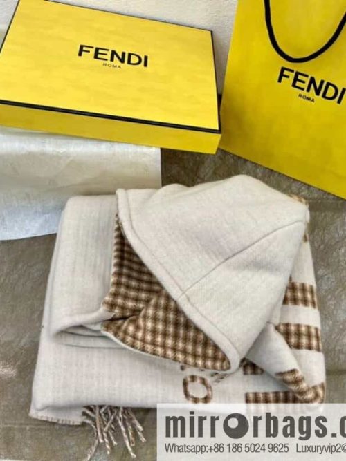Fendi cream wool and cashmere cape FXX722AHR1F0QF7