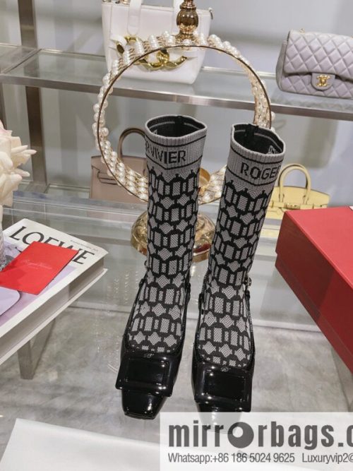 🐰🐰RV2023 early autumn new women\'s shoes Belle Vivier paint buckle patent leather socks boots