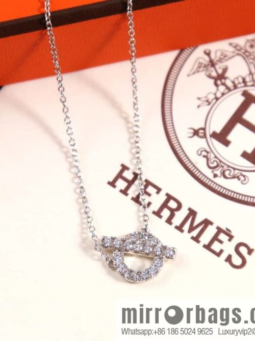 New, Hermès HERMES full diamond OT stud earrings, necklaces.