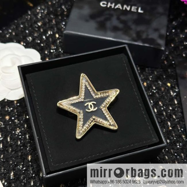 ☀️New ☑️ Chanel Double C Pentagram ⭐ Star Brooch ☀️