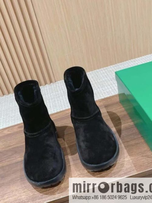 🐰🐰𝐁𝐨𝐭𝐭𝐞𝐠𝐚 𝐕𝐞𝐧𝐞𝐭𝐚 BV autumn and winter new round head simple snow boots fluffy short boots