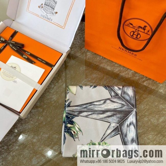 Hermes \"Garden Guardian\" 100% silk scarf - Image 4