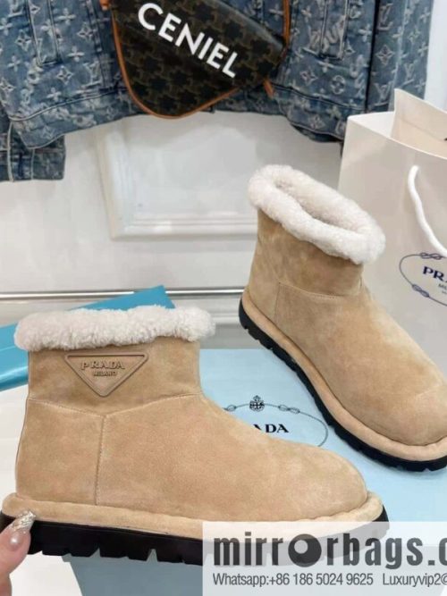 🐰🐰Prada King Fried, Snow Boots, Ski Boots Prada Limited Collection