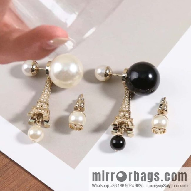 New ☑️ DIOR Asymmetrical Black Pearl Eiffel Tower Earrings