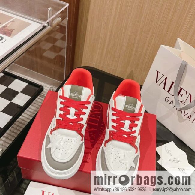 🐰🐰Valentino Valentino 2023 early autumn new star shoes Wang Hedi Ren Jialun star the same style