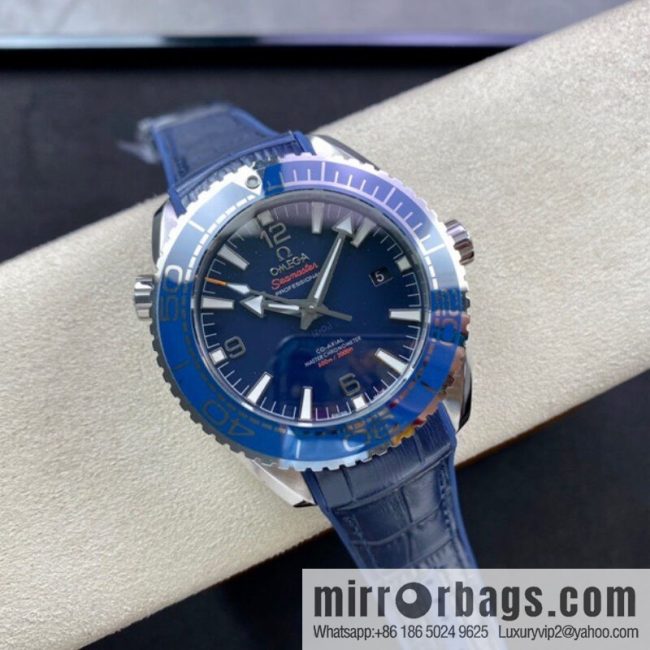 Omega, Ocean Cosmos Timepiece Hippocampus 600-meter series automatic mechanical men\'s watch is equipped with a stable 8900 movement