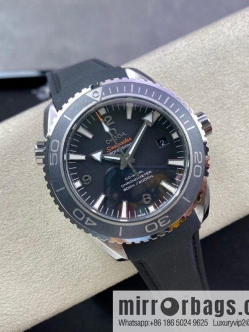 Omega, Ocean Universe 600 meters, Seamaster 600 meters series is equipped with a stable 8500 movement automatic mechanical men\'s watch