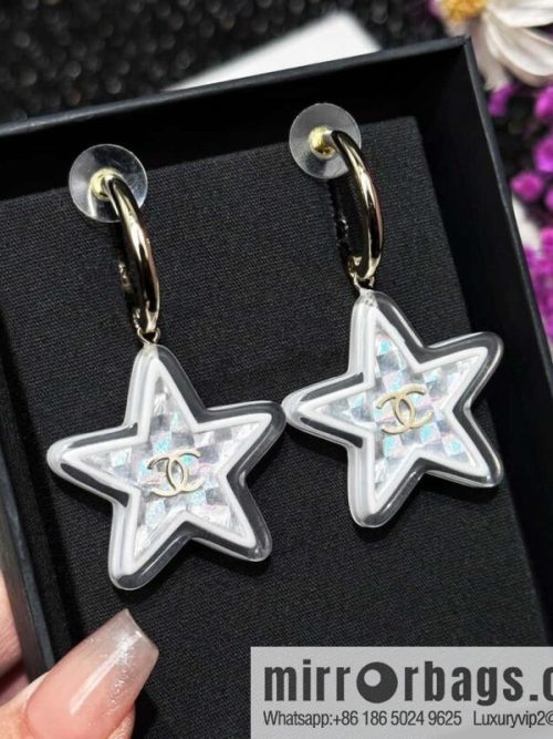 ☀️New ☑️ Chanel c2 double C pentagram ⭐ star stud earrings ☀️