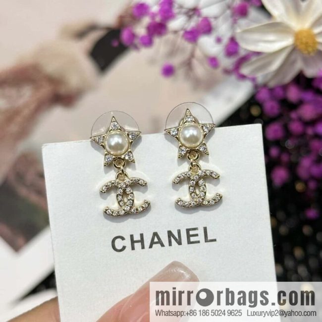 ☀️New ☑️ Chanel c2 double C pentagram ⭐ star stud earrings ☀️