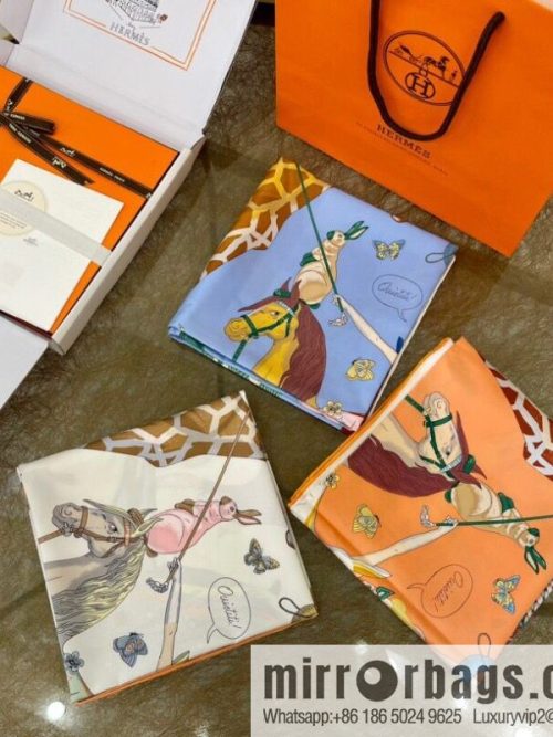Hermes \"Hermes Dynamic Sharing\" 100% silk scarf