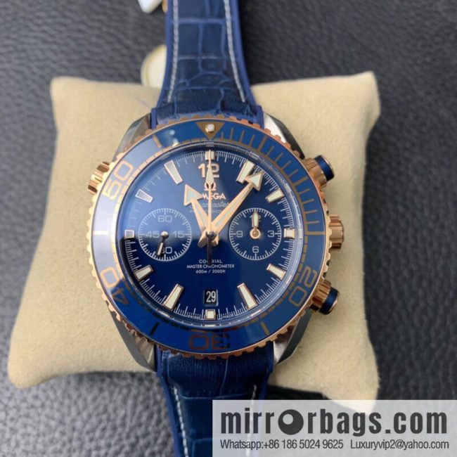 Seahorse series ocean universe 600 meters meter room gold blue surface