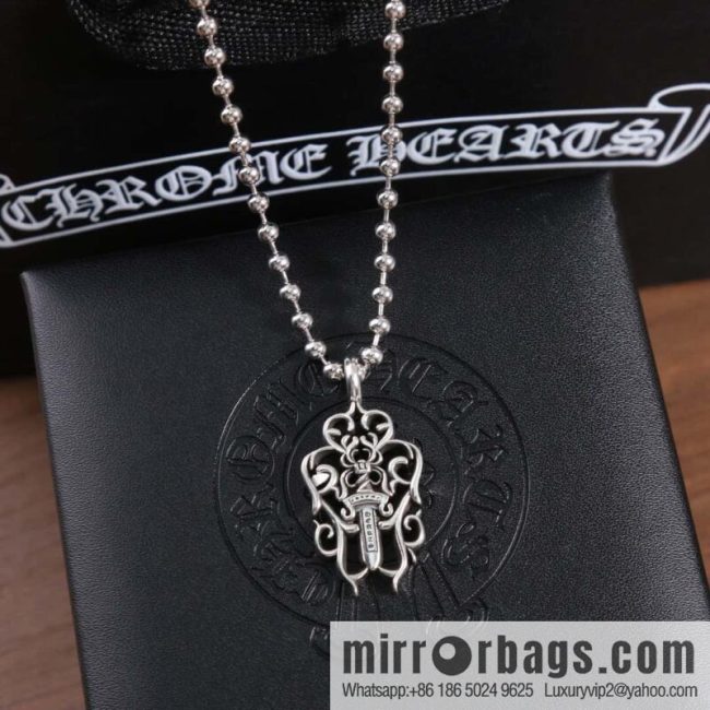 ☀New Croxin sword necklace ☀️ size 60cm pendant 3cm ☀