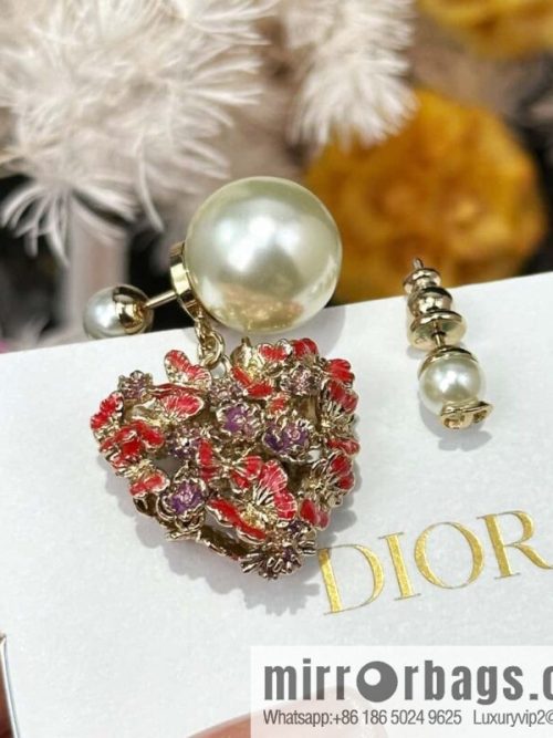 New ☑️ Dior Tribales pink peach heart love flower stud earrings