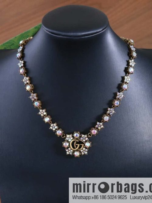 ☀️New Gucci Gucci double G full diamond necklace ☀️