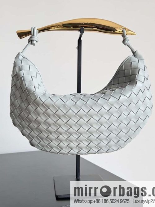 BottegaVeneta2023 spring and summer new, Baodiejia Bv mini sardines SARDINE agate gray, model number: 716082 large