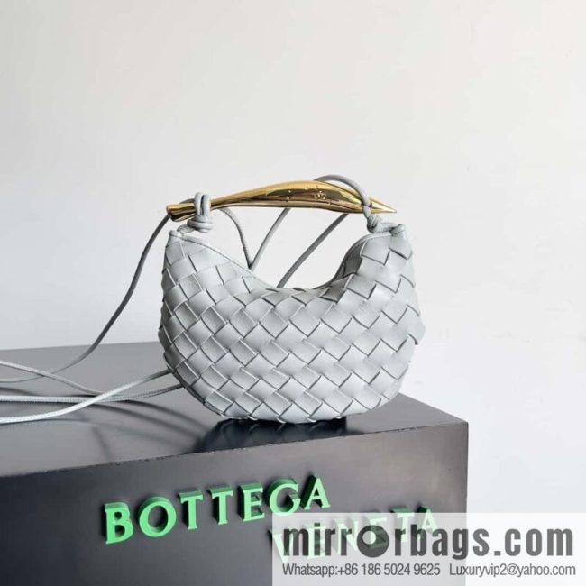 BottegaVeneta2023 new model, Baodiejia Bv spring and summer new mini sardines SARDINE model number: 744267 agate gray
