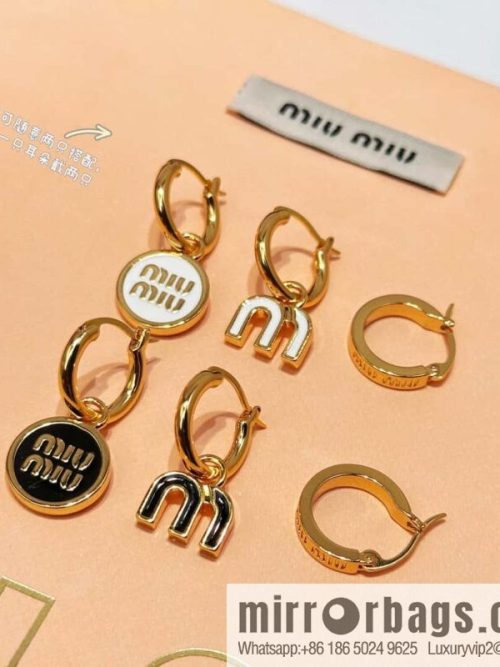❗️New ❗️ MIU MIU Miu Miu three-piece set oil drip earrings earrings