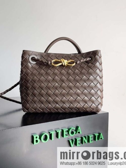BV Bottega Veneta2023 New Andiamo Small, Model Number: 743568 Candy Brown