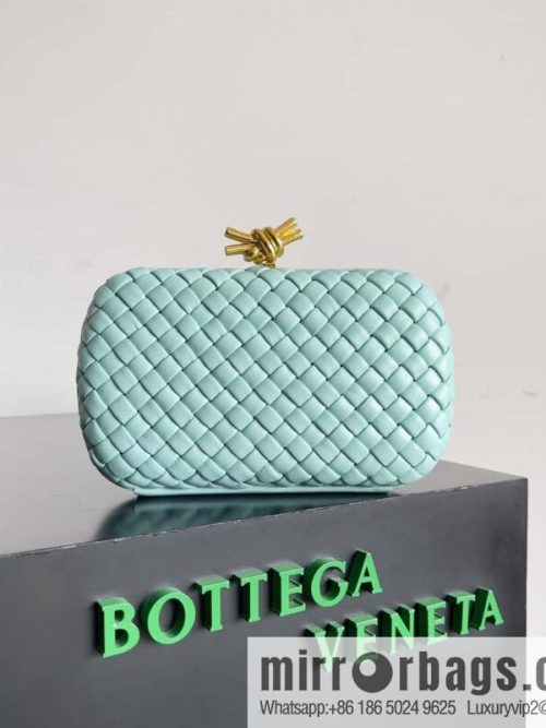 Bottega Veneta BV Knot | minaudiere: 717622 Tiffany & Co. Blue