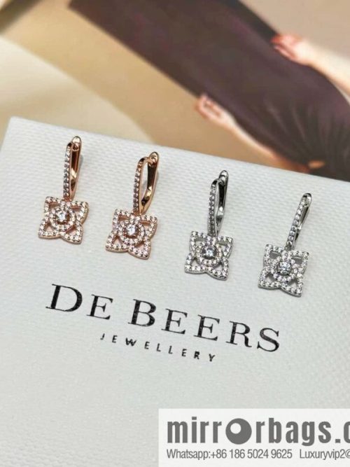 ❗️New ❗️ New ☑️ De Beers De Beers Mini Lotus Lotus Stud Earrings