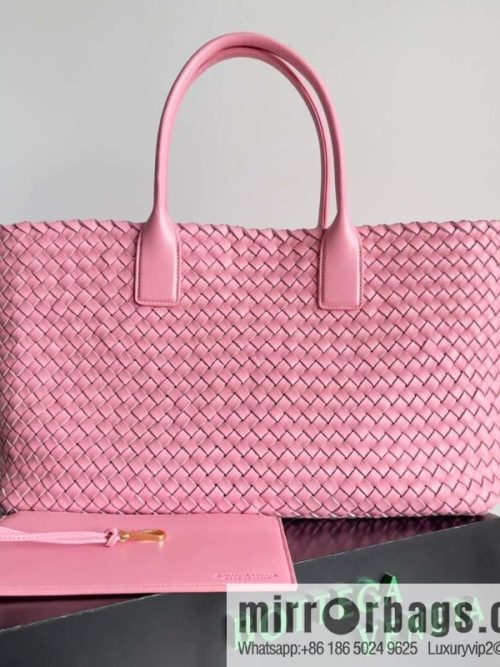 B new Cabat large shopping bag model number: 608811