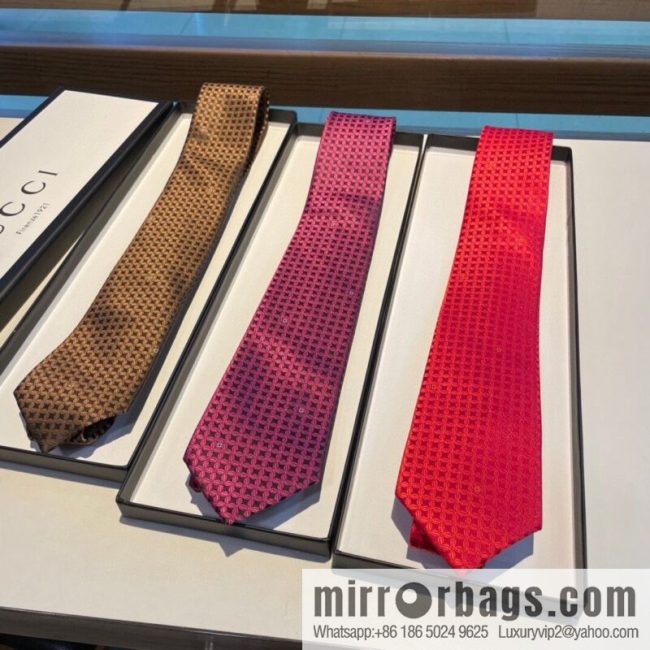 GUCCI Gucci 100% Top Jacquard Silk Men\'s Tie