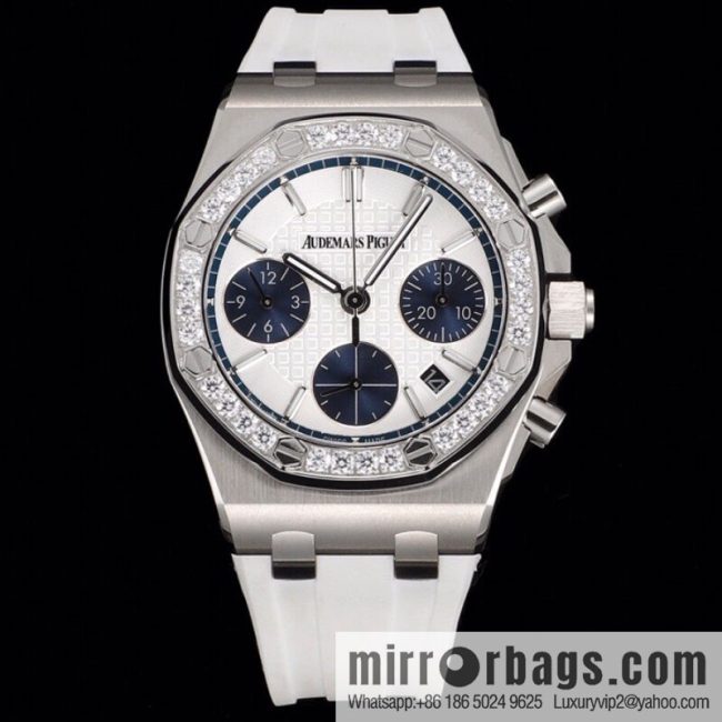 The new AP Audemars Piguet Royal Oak women\'s multi-function chronograph mechanical watch