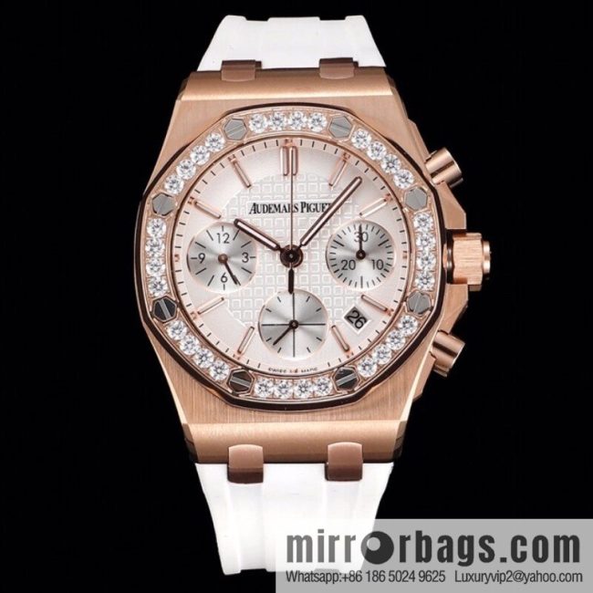 The new AP Audemars Piguet Royal Oak women\'s multi-function chronograph mechanical watch - Image 4