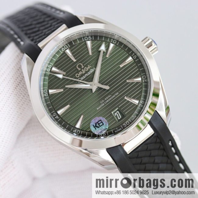 Seahorse 150m Aqua Terra Observatory 41mm 1: Market Exclusive Natural Tape