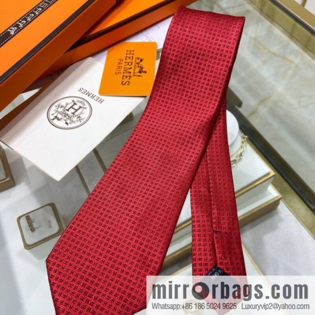 Hermes 100% Top Twill Silk Small H Letter Tie - Image 3