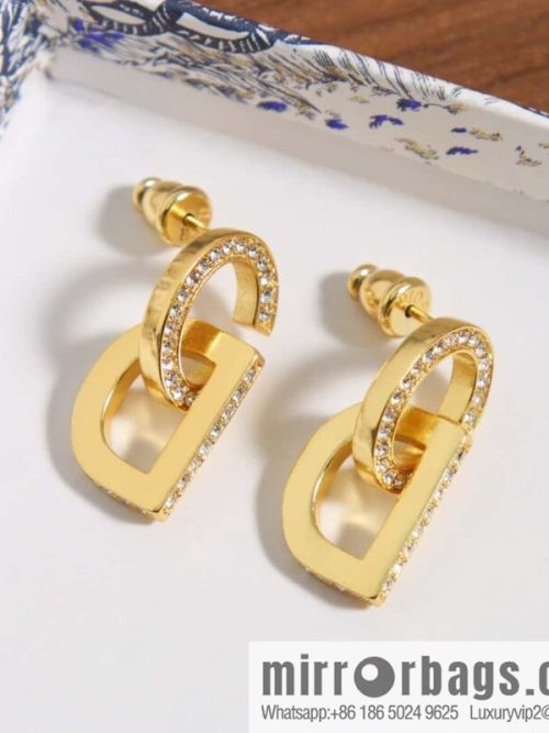 New ☑️ DIOR CD edge drill stud earrings