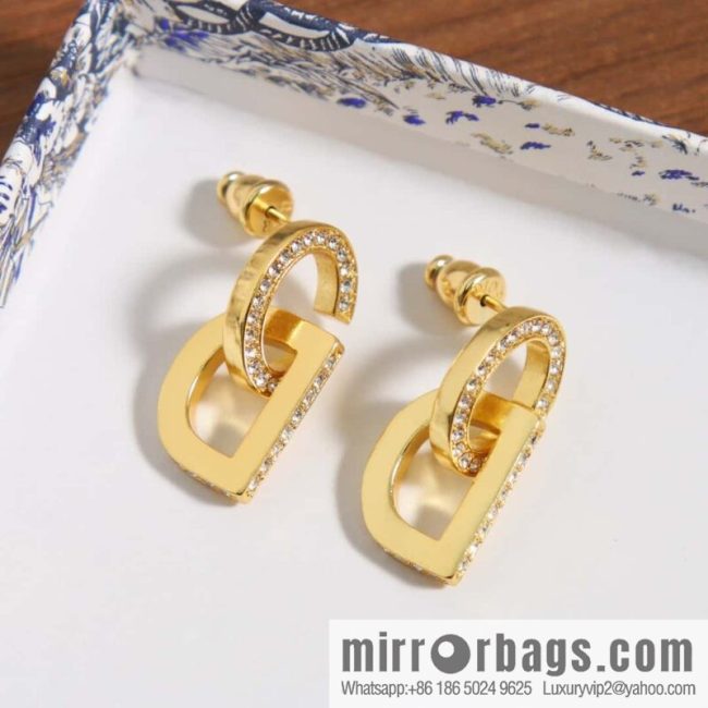 New ☑️ DIOR CD edge drill stud earrings